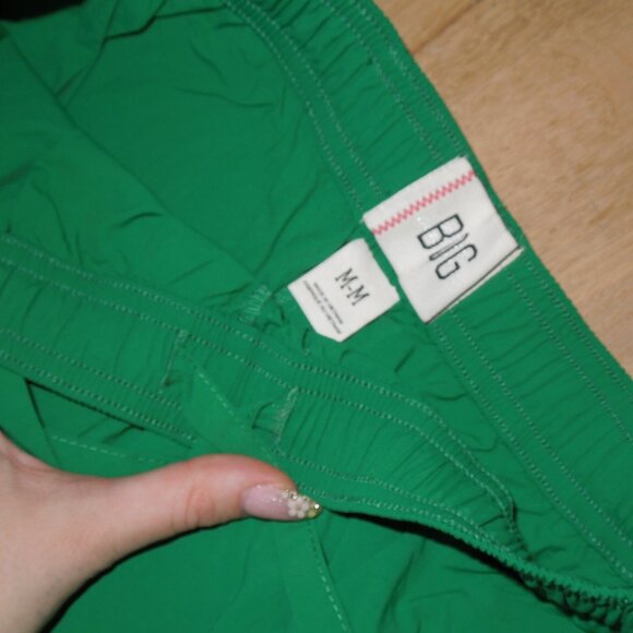 Green Skater Pants NWT Urban Outfitters - Picture 4 of 6